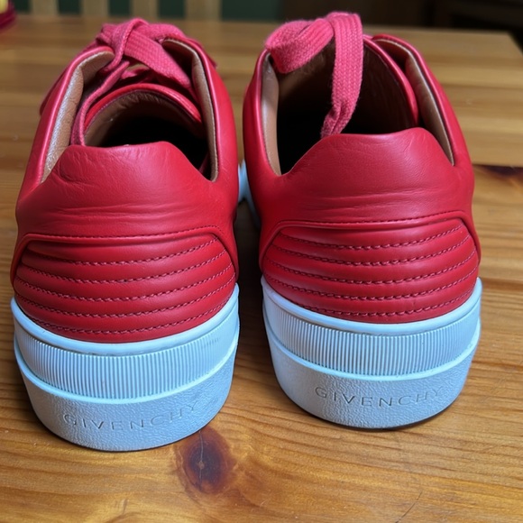 Givenchy leather sneakers, size 37 - Picture 4 of 8